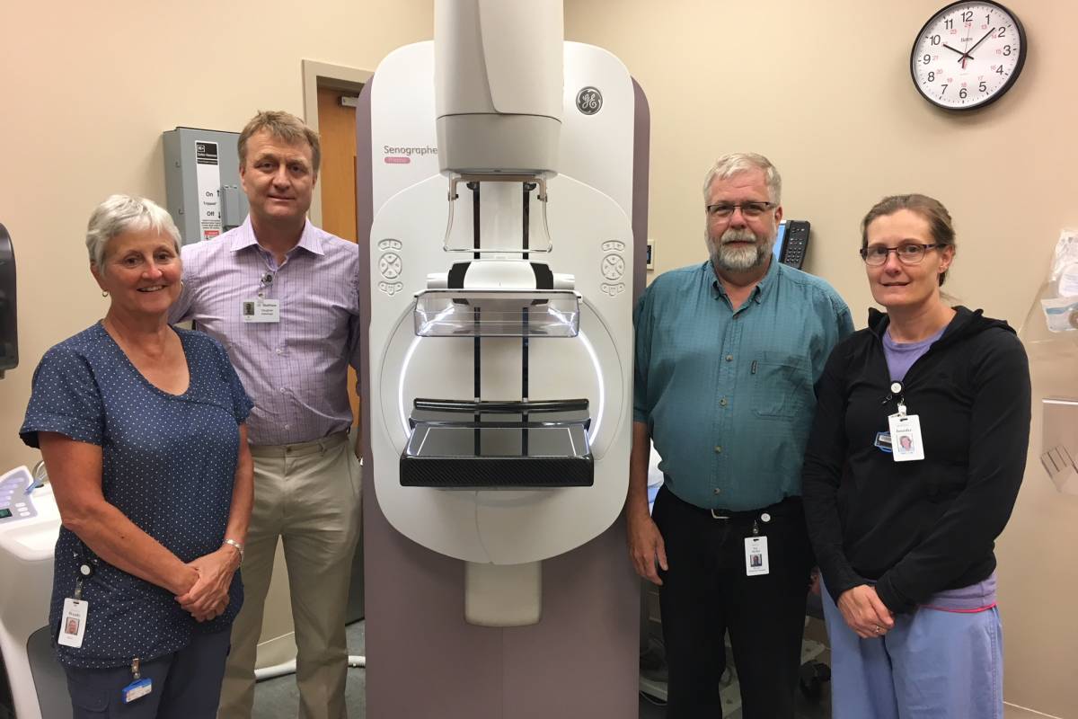 New Digital Mammography Unit for the Clay & Elaine Elliott  Women’s Health Centre arrives at NHH